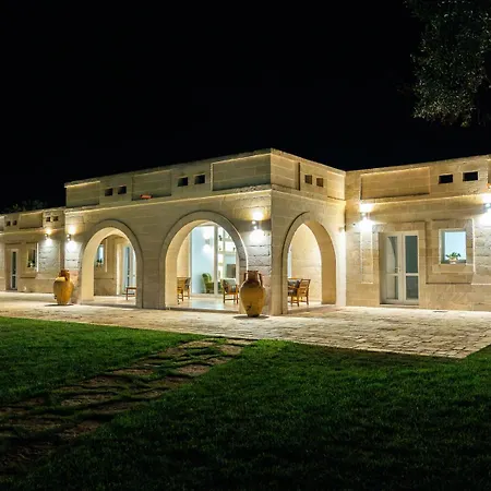 Masseria ,tenuta Torre Giannotti * Carovigno
