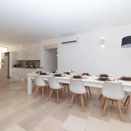Masseria ,tenuta Torre Giannotti Carovigno