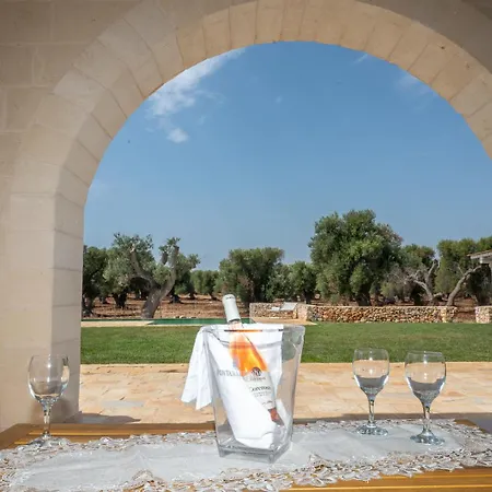 Masseria ,tenuta Torre Giannotti Villa Carovigno