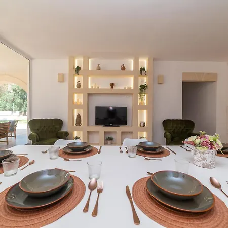 Villa Masseria ,tenuta Torre Giannotti Carovigno