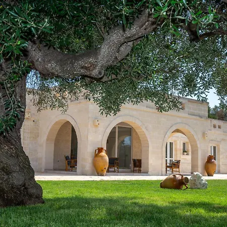 Villa Masseria ,tenuta Torre Giannotti Carovigno