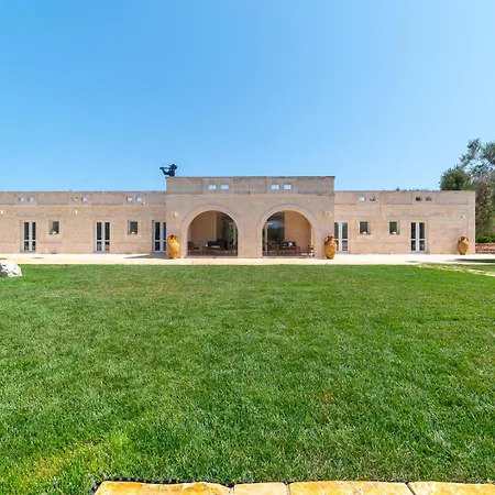 Masseria ,tenuta Torre Giannotti Villa Carovigno